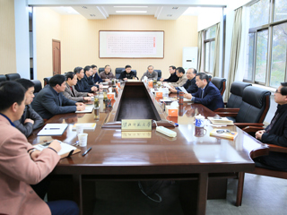 我校传达全省高校党风廉政建设集体约谈暨专项治理工作动员会精神