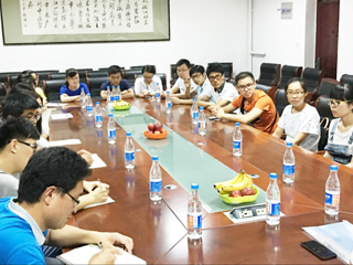 我校召开2016届毕业研究生代表座谈会