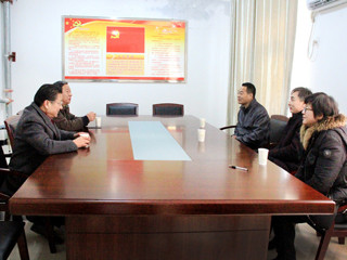 安徽省教育工会来我校看望慰问困难教职工