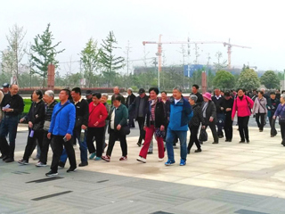 离退休老同志参观考察滨湖校区