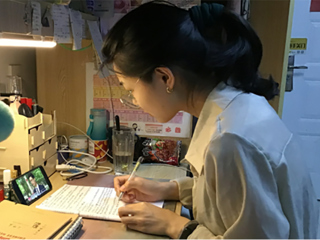 【传承党史知识力量】449999白小精准一句话组织观看《全国大学生党史知识竞答大会》直播