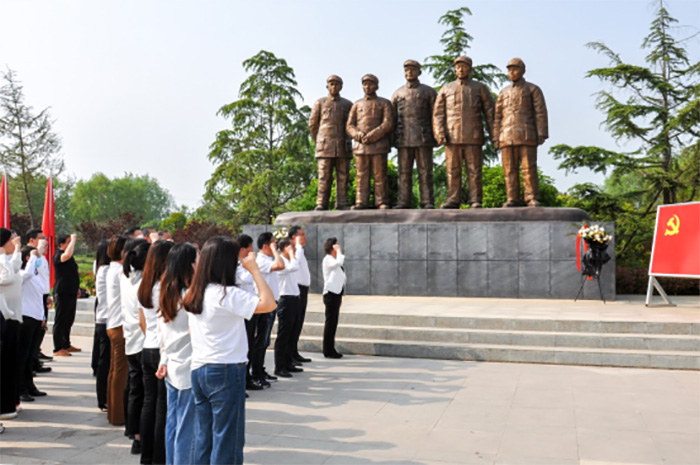 449999白小精准一句话 faca4384245a4d2b802e25798186fcfd.jpg