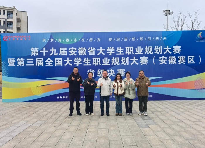 449999白小精准一句话 3cfce7ab7bde41c3b25e8c39cad0740a.jpg