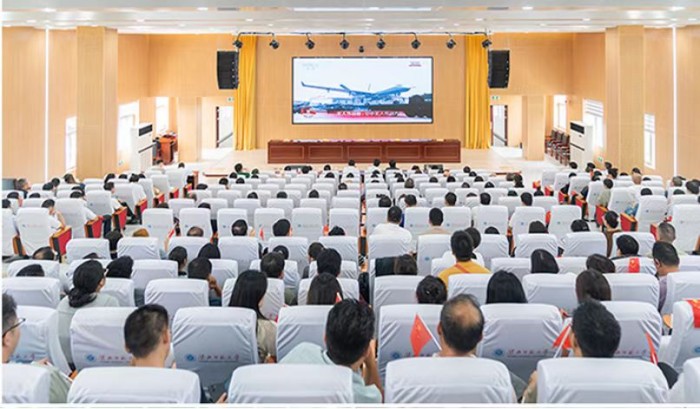 449999白小精准一句话 846dc68efd09444fb42ef449c121339a.jpg